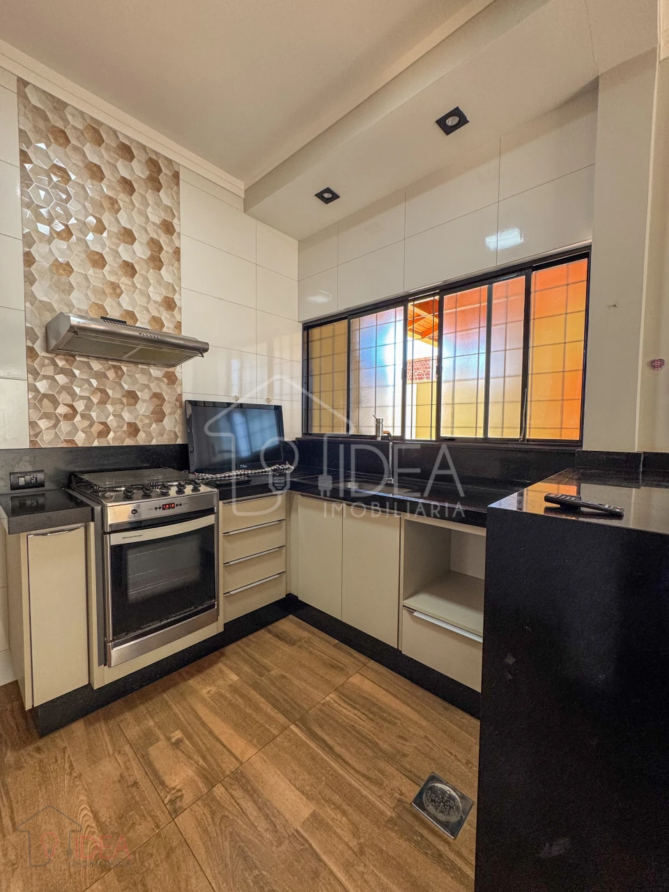 Casa com 3 dormitórios (Sendo 1 suíte) no Portal de São Francisco