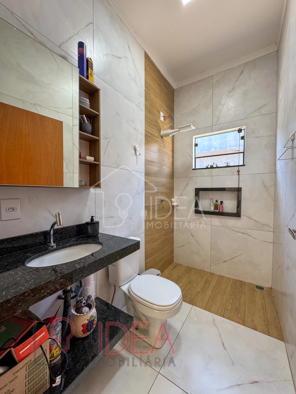 Imagens do imóveis Casa a venda com 3 dormitórios (Sendo 1 suíte) Residencial Veneza