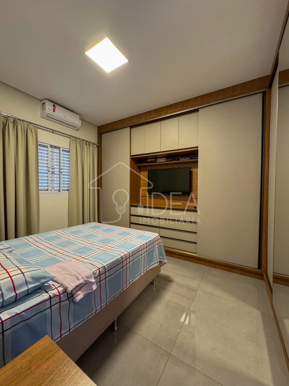 Casa com 3 dormitórios (sendo 1 suíte) Portal de São Francisco