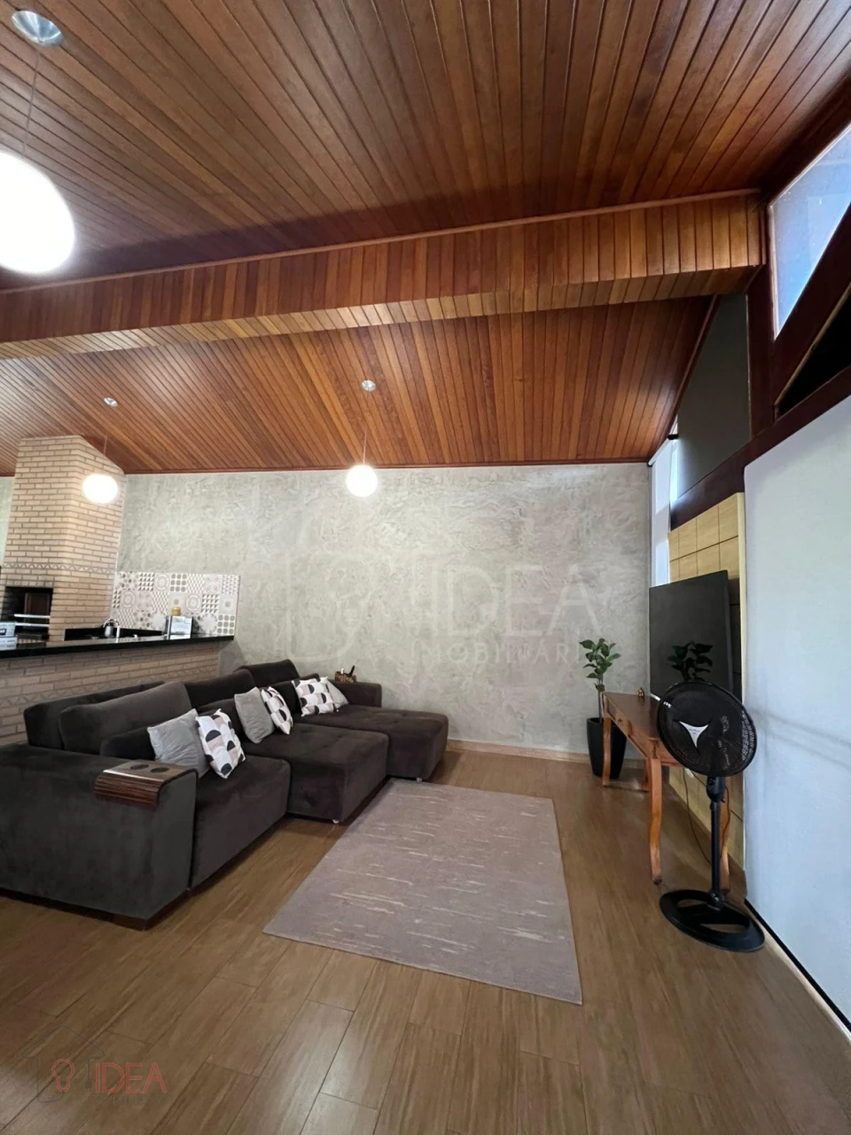 Imagens do imóveis Chácara com 1 suíte - Cândido Mota