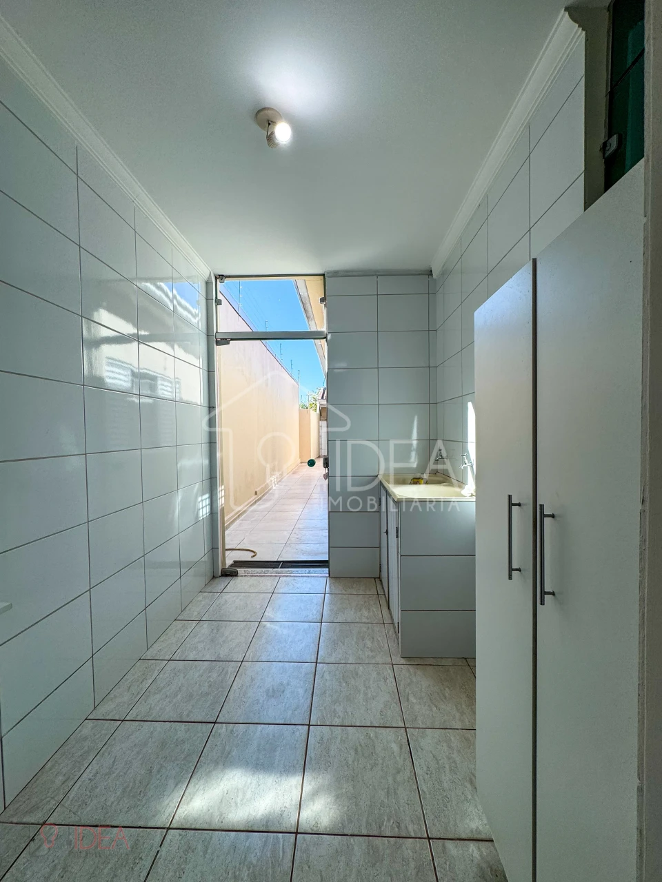 Casa com 3 dormitórios (sendo 1 suíte) Centro