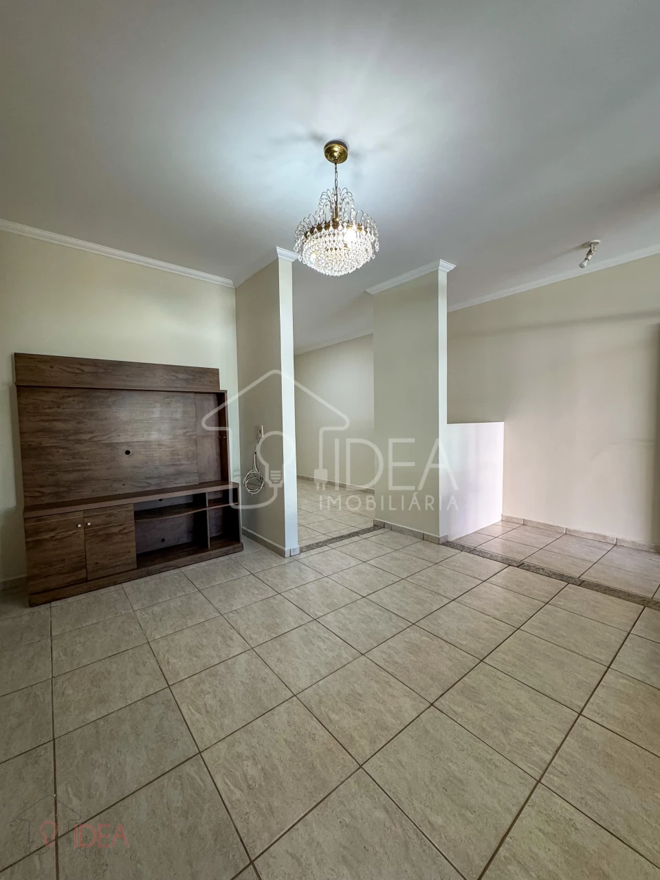 Casa com 3 dormitórios (sendo 1 suíte) Centro