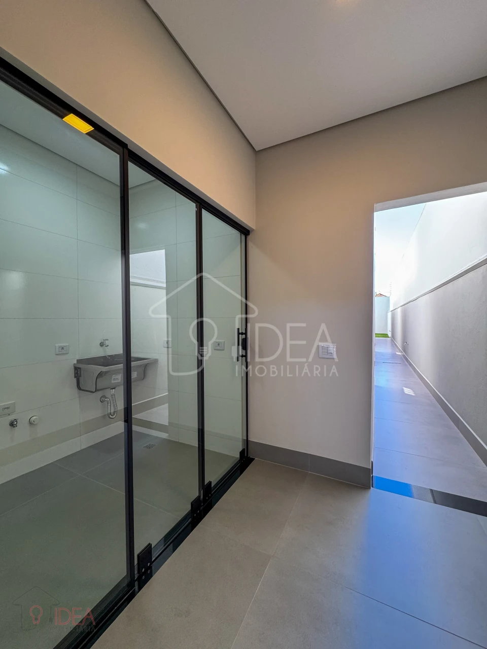 Imagens do imóveis Casa com 3 dormitórios (sendo 1 suíte) Vila Tênis Clube