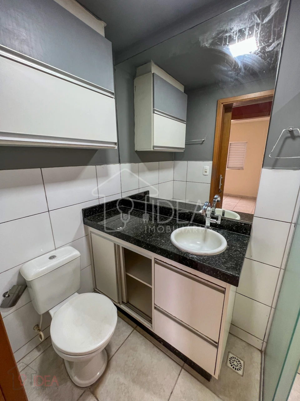 Apartamento com 3 dormitórios - Residencial Alvorada