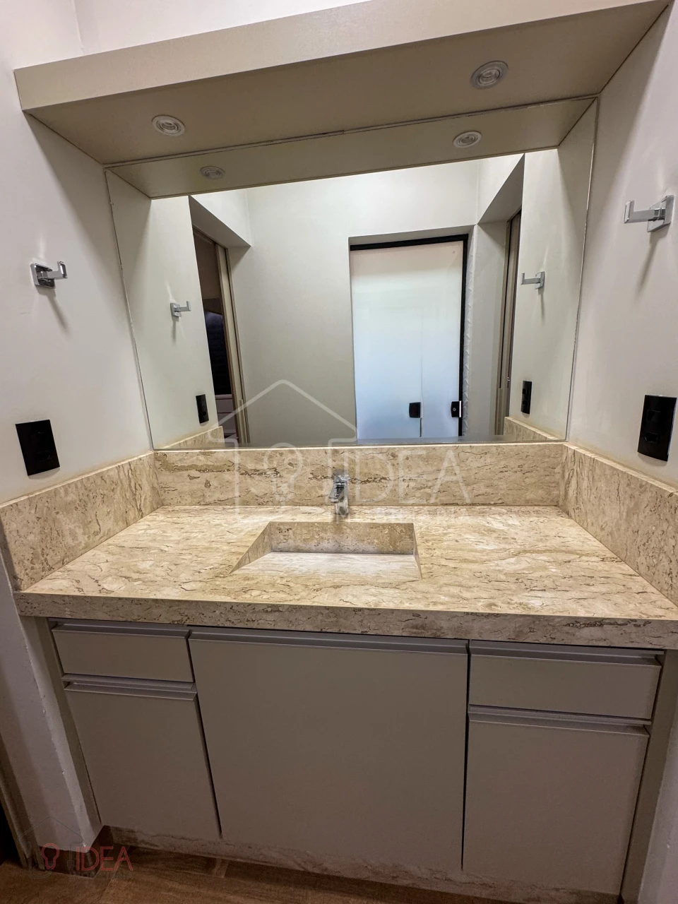 Casa com 3 dormitórios (Sendo 1 suíte) no Portal de São Francisco