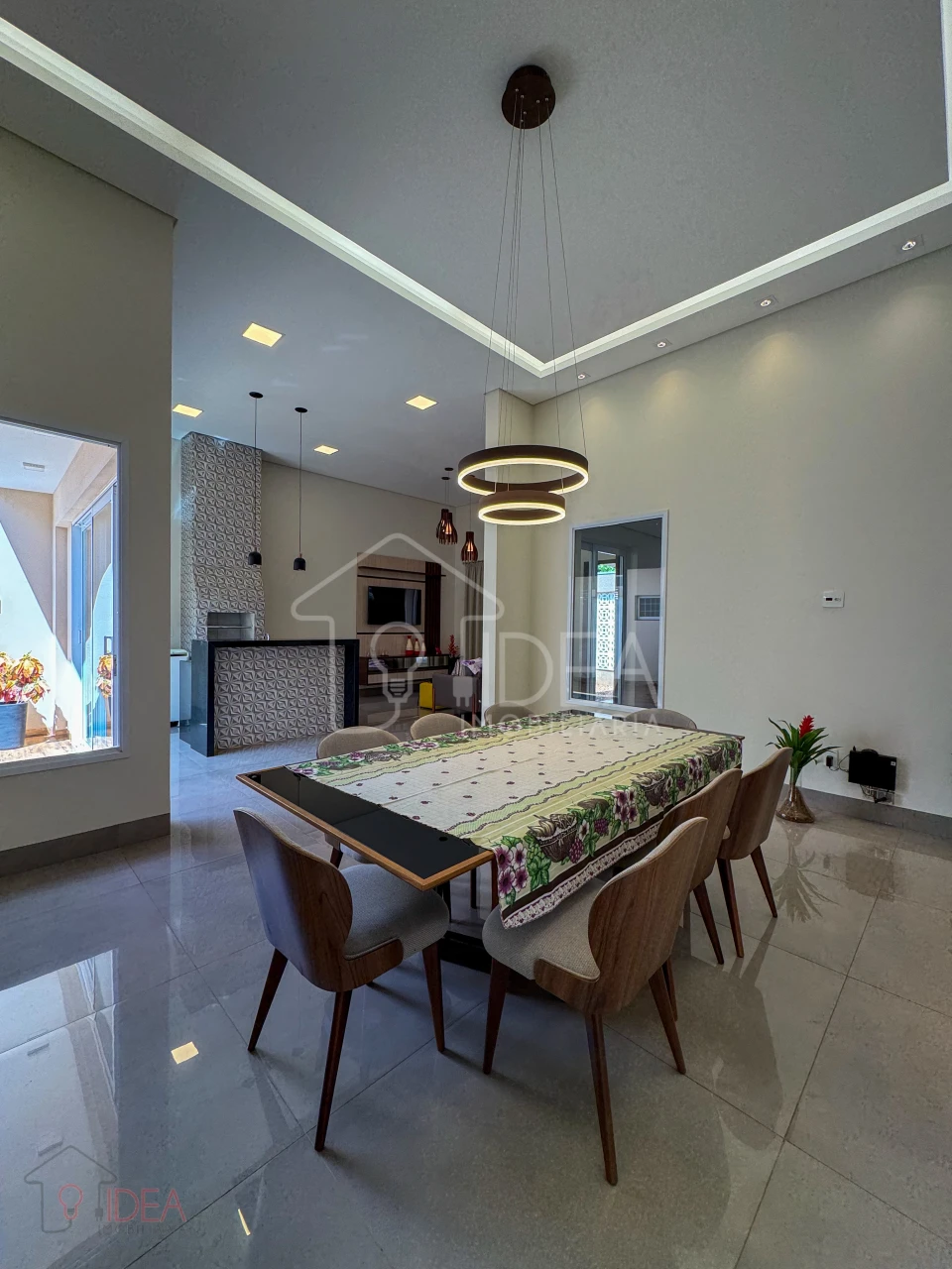 Casa com 3 dormitórios (sendo 1 suíte) Portal de São Francisco