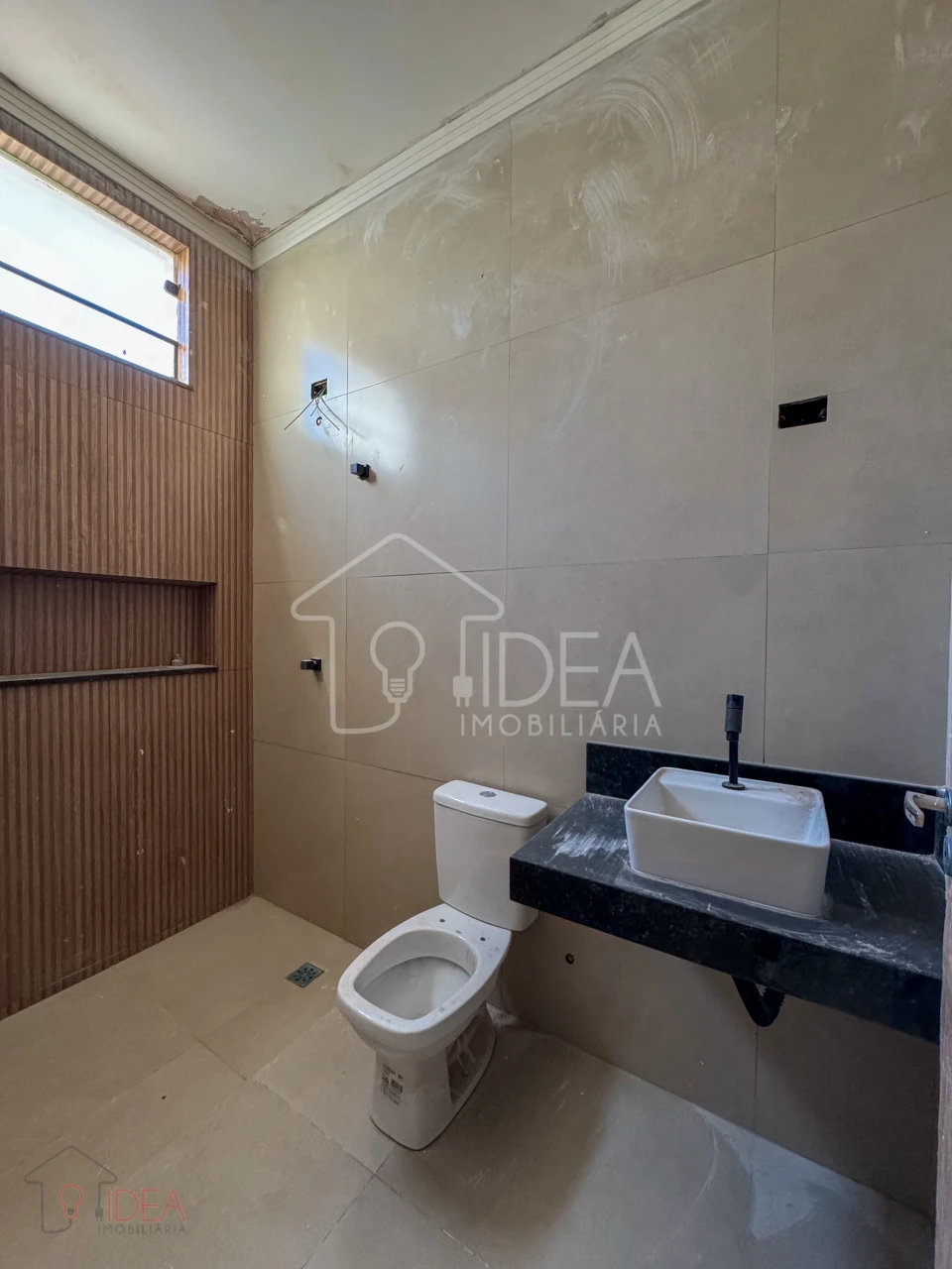 Imagens do imóveis Casa com 2 dormitórios (Sendo 1 suíte) - Portal de São Francisco