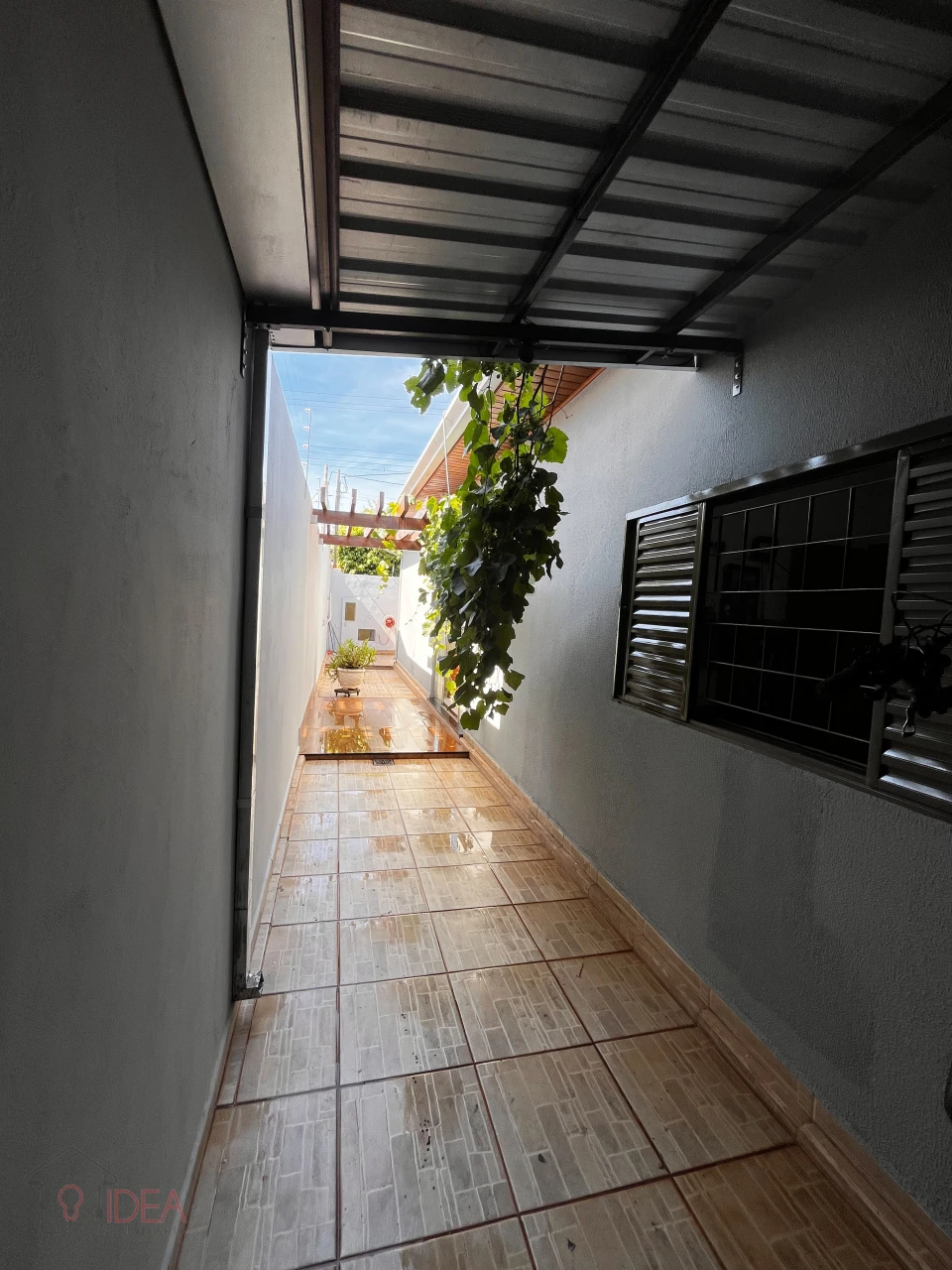 Casa com 3 dormitórios sendo 1 Suíte - Vila Ribeiro