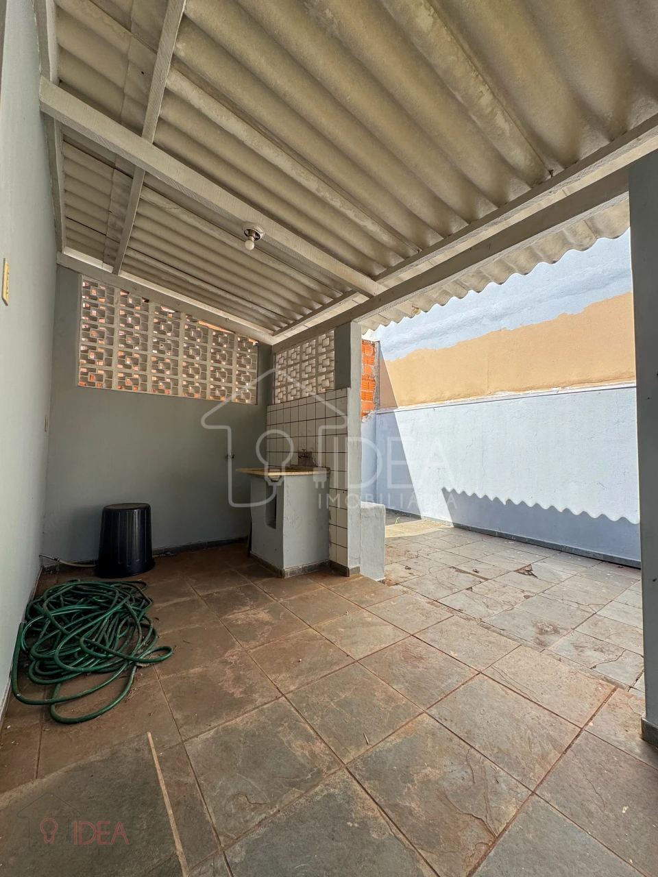 Imagens do imóveis Casa com 2 dormitórios - Centro