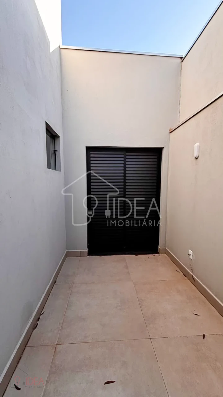 Imagens do imóveis Casa com 2 dormitórios (sendo 1 suíte) Vila Tênis Clube