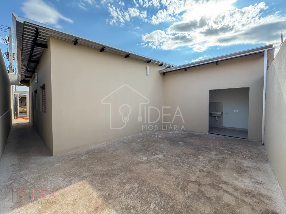 Imagens do imóveis Casa com 3 dormitórios (sendo 1 suíte) - Vila Maria Izabel