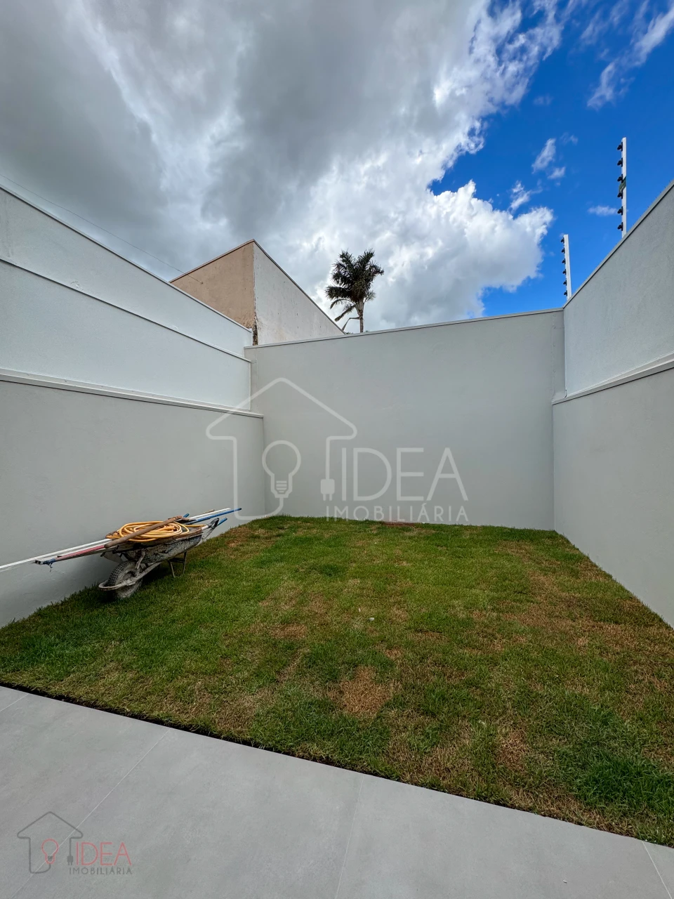 Casa com 3 dormitórios (sendo 1 suíte) Vila Tênis Clube