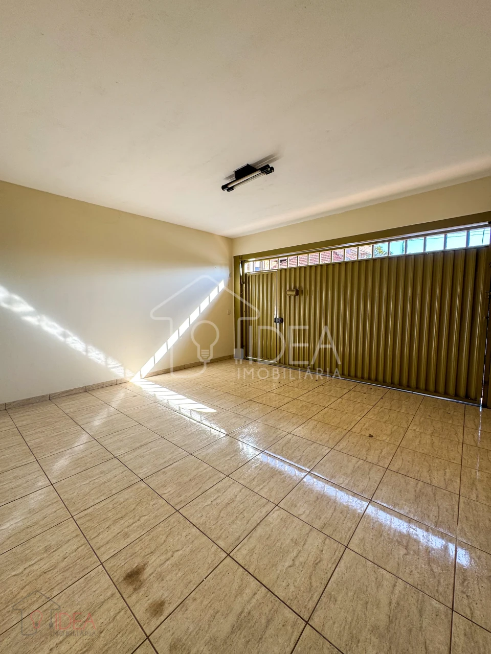 Casa com 3 dormitórios (sendo 1 suíte) Vila Operária