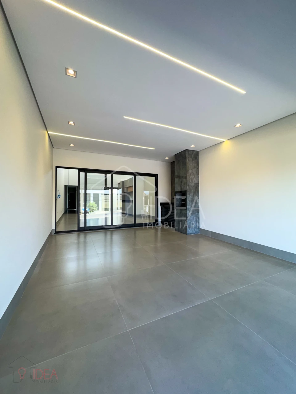 Imagens do imóveis Casa com 3 dormitórios (sendo 1 suíte) Vila Tênis Clube