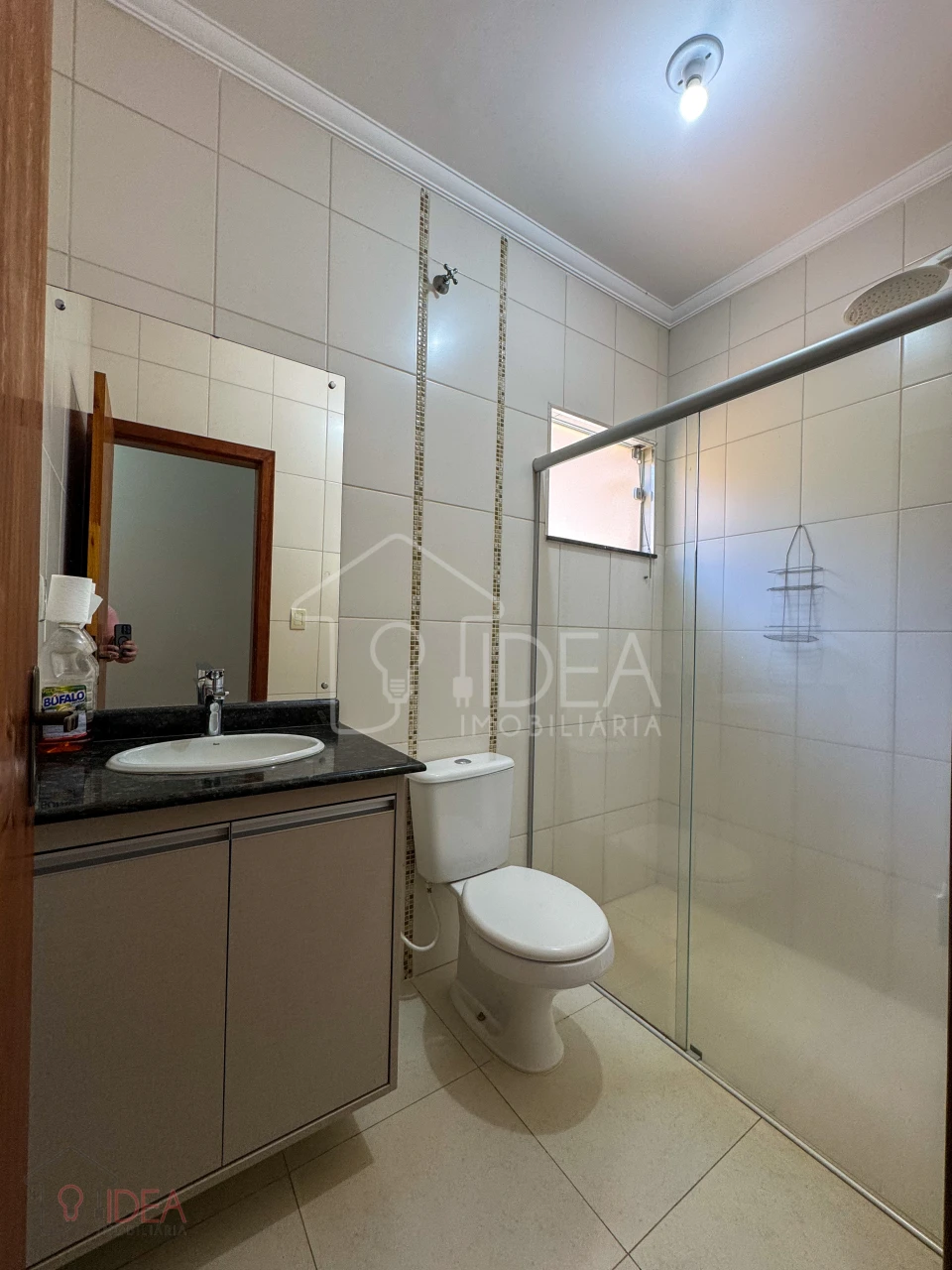 Casa com 3 dormitórios sendo 1 Suíte - Vila Fiuza