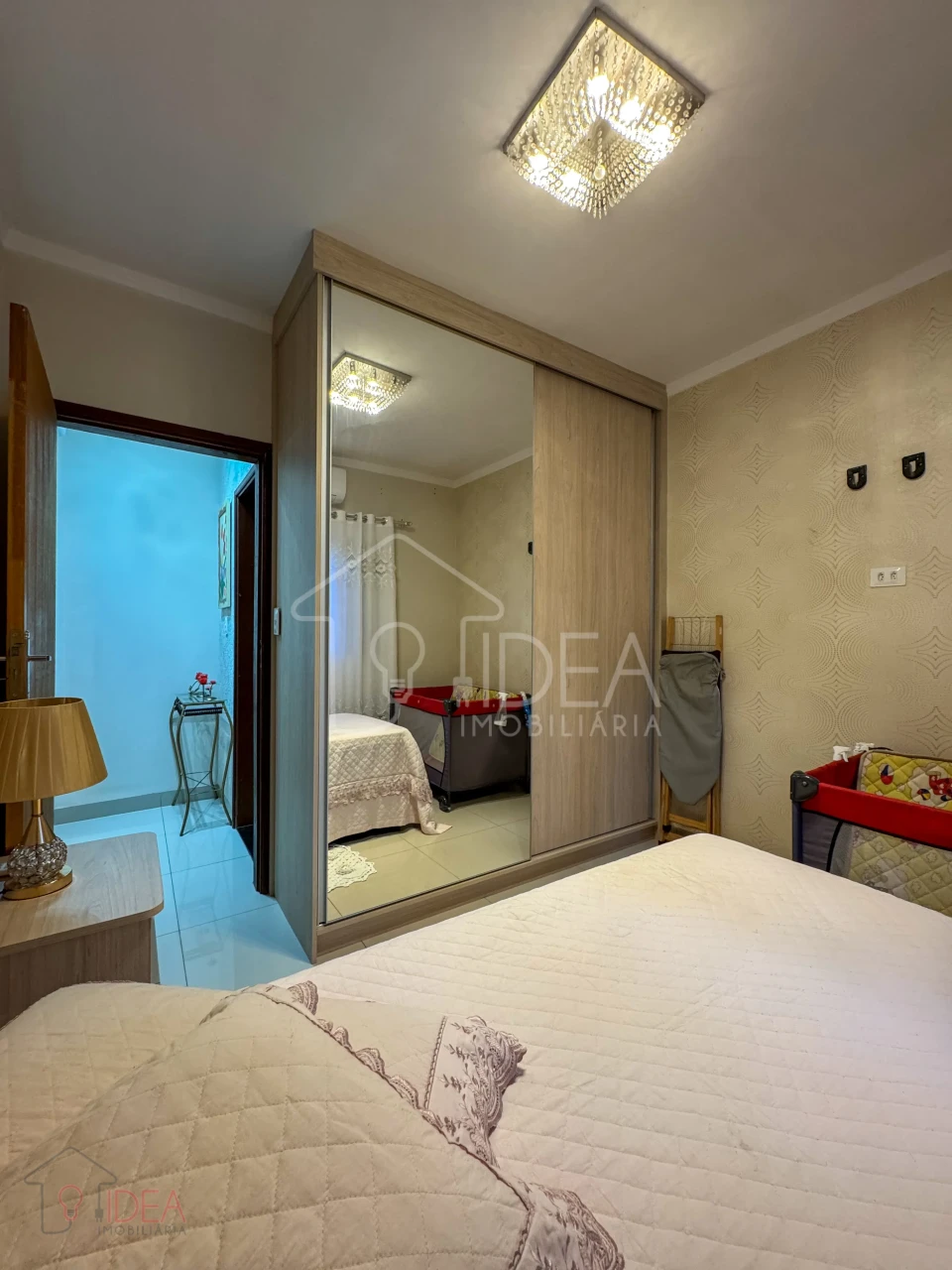 Imagens do imóveis Casa com 2 dormitórios (sendo 1 suíte com closet) Conjunto Habitacional Assis IV