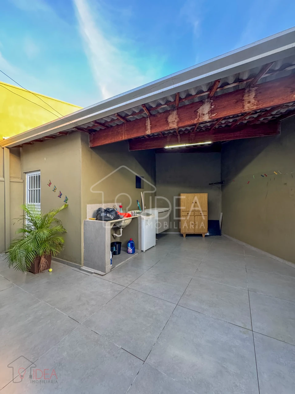 Imagens do imóveis Casa com 2 dormitórios (sendo 1 suíte com closet) Conjunto Habitacional Assis IV