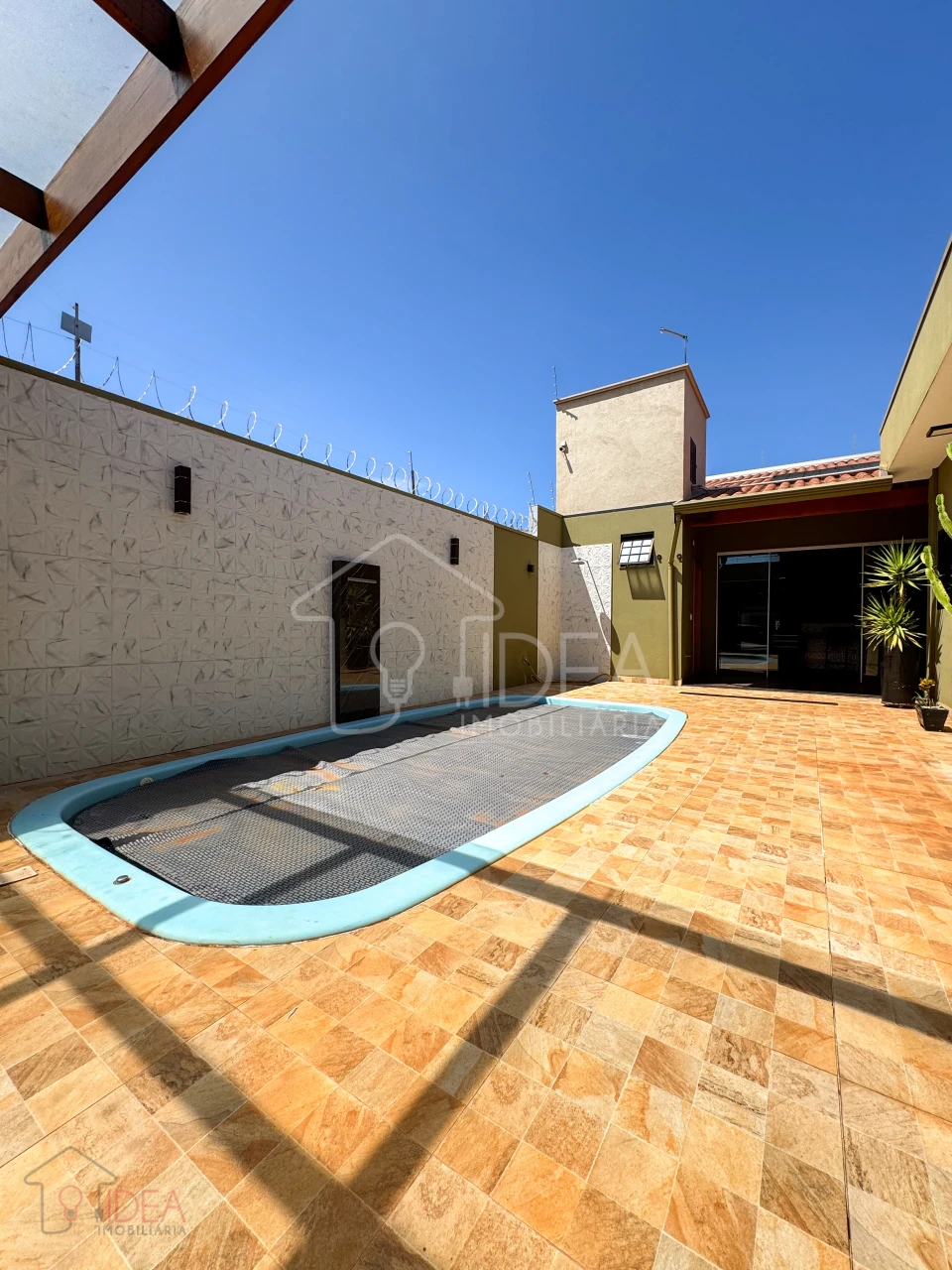 Casa com 3 dormitórios (Sendo 1 suíte) no Portal de São Francisco