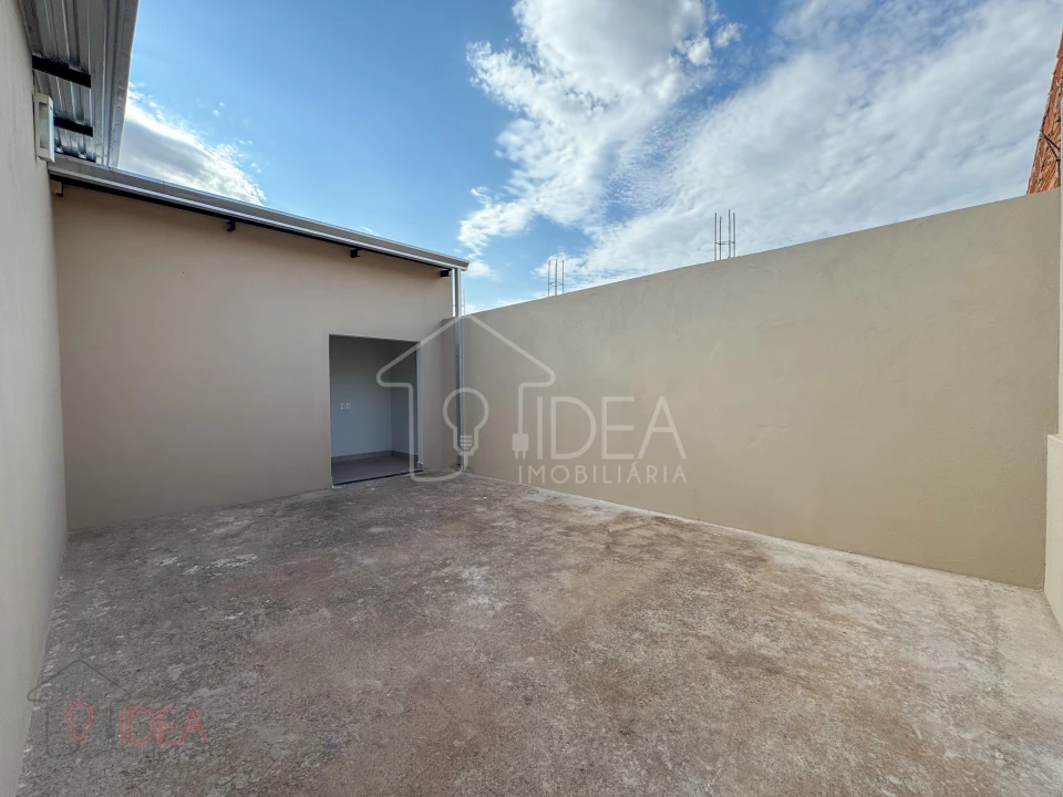Imagens do imóveis Casa com 3 dormitórios (sendo 1 suíte) - Vila Maria Izabel