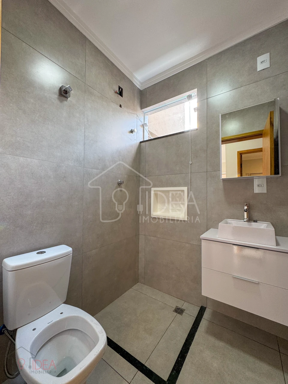 Imagens do imóveis Casa com 3 dormitórios (sendo 1 suíte) - Vila Maria Izabel