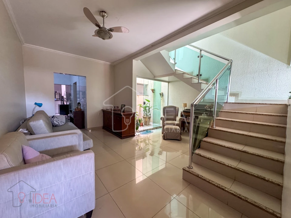 Imagens do imóveis Casa com 3 dormitórios (sendo 1 suíte) Vila Operária