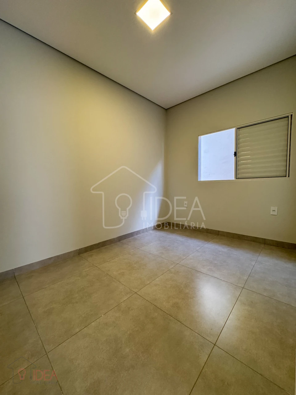 Imagens do imóveis Casa com 3 dormitórios (sendo 1 suíte) - Vila Maria Izabel