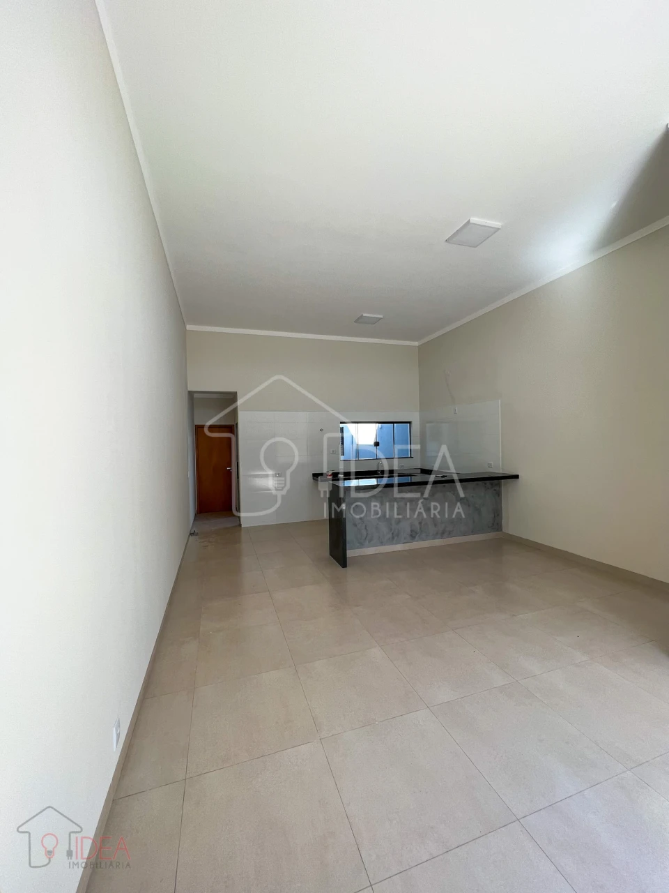 Casa com 3 dormitórios sendo 1 suíte - Jardim Paraná