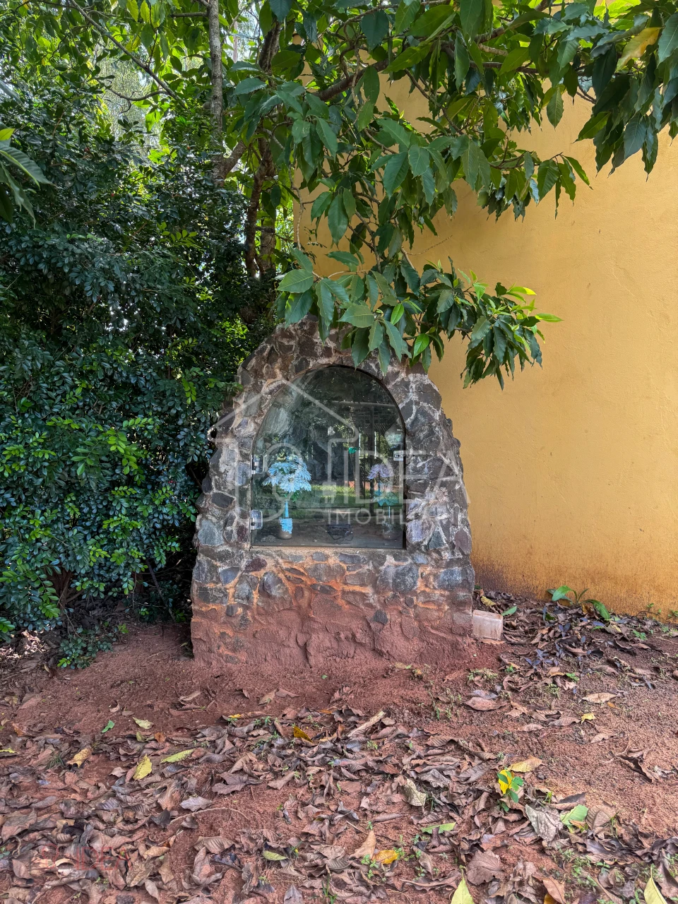 Imagens do imóveis Chácara próximo a cidade de Assis