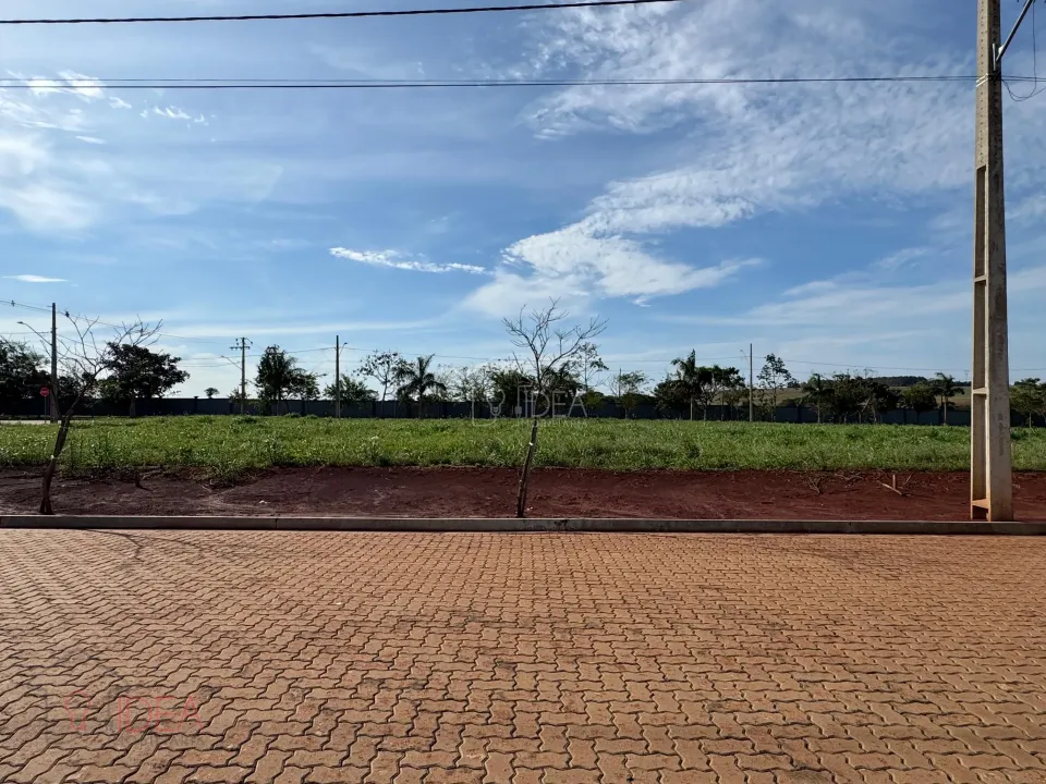 Imagens do imóveis Terreno no Residencial Terras de Vitória