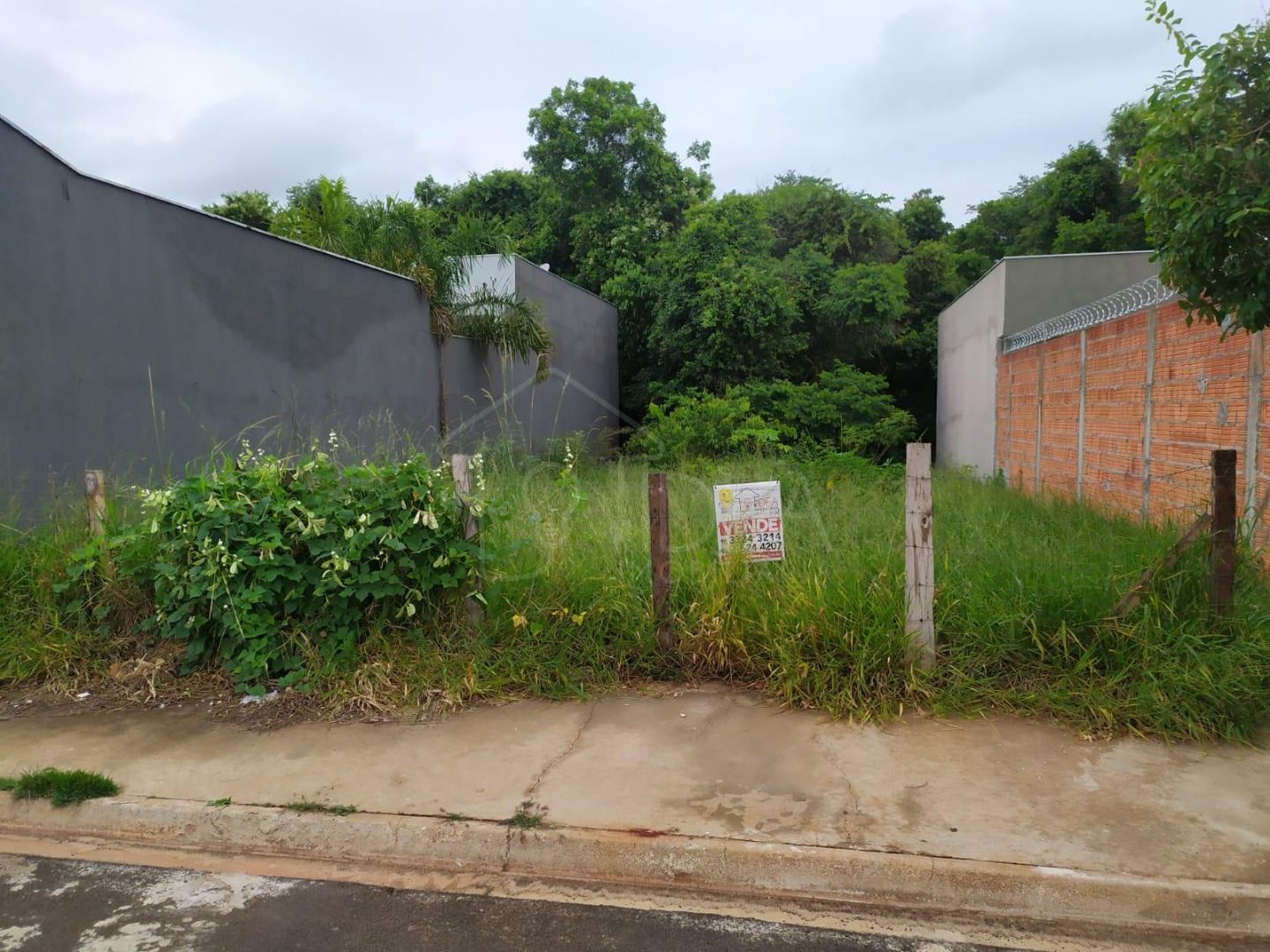Terreno Residencial  Aquarius Imagens do imóveis Terreno Residencial  Aquarius