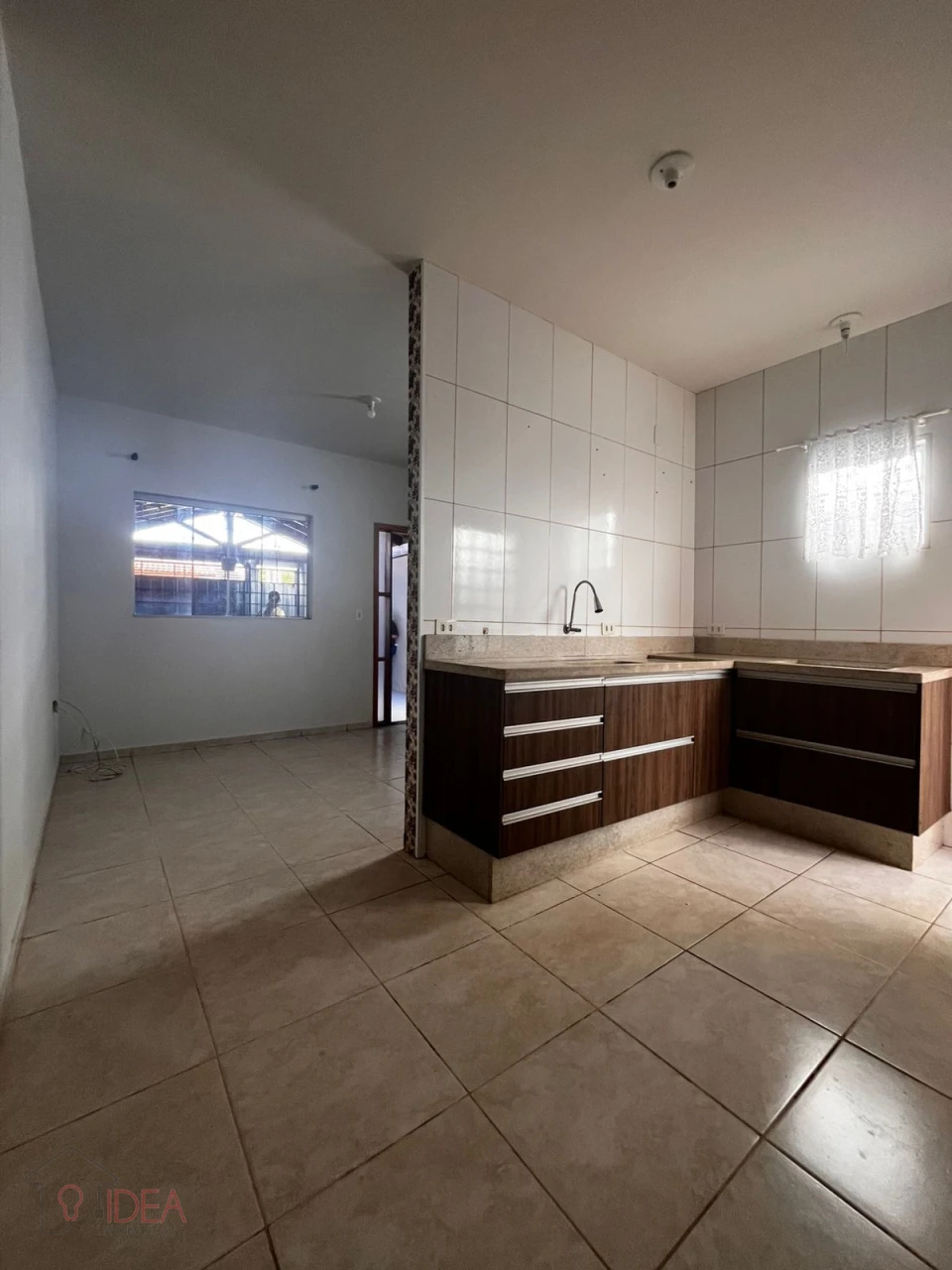 Casa com 2 dormitórios sendo 1 suite - Vila Maria Izabel