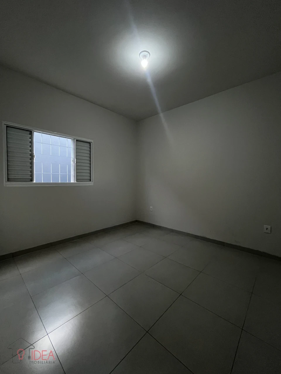 Imagens do imóveis Casa com 2 Dormitórios - Jardim Eldorado