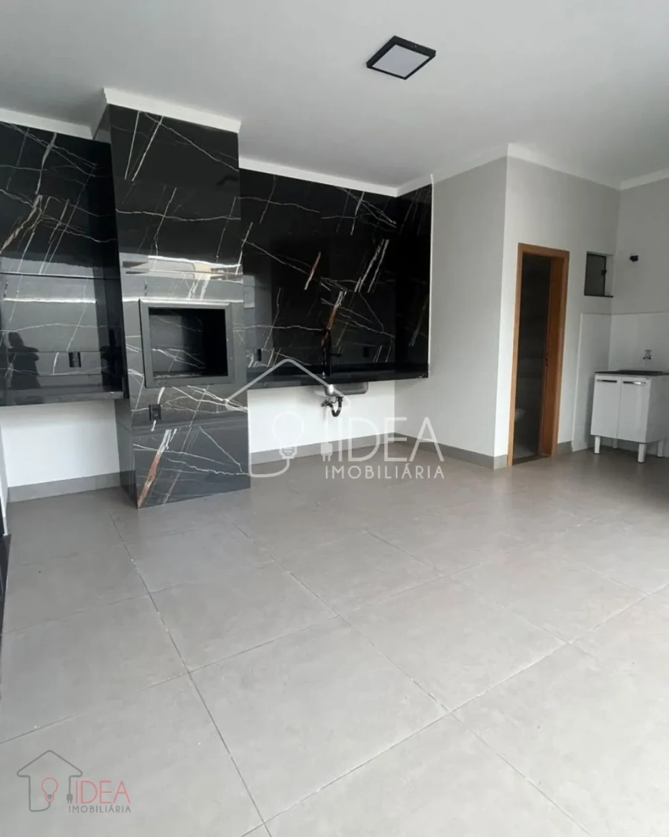 Imagens do imóveis Casa à Venda com 3 Dormitórios e Área de Lazer no Portal São Francisco