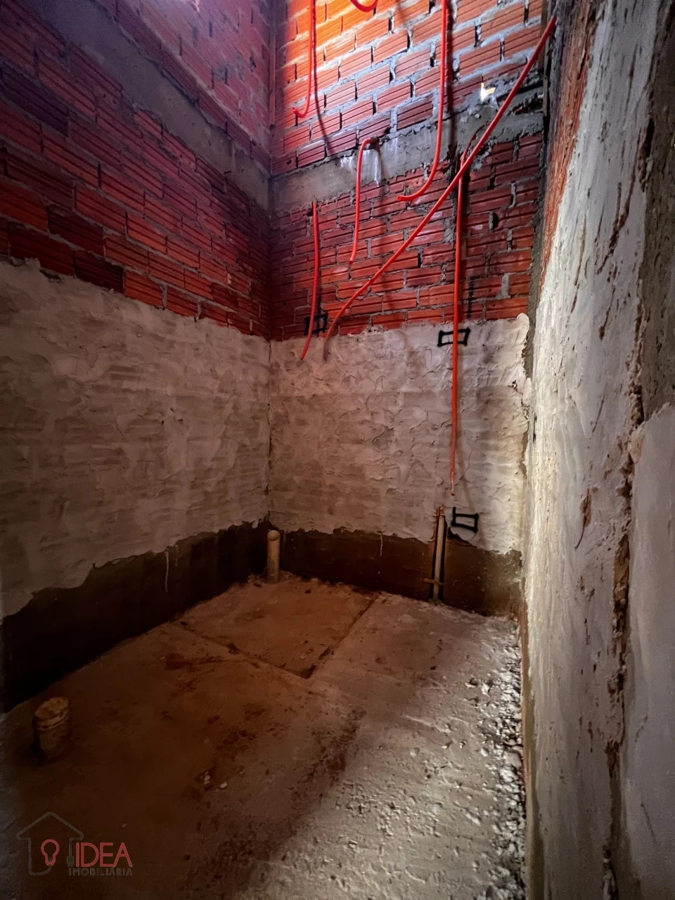 Imagens do imóveis Casa com 2 dormitórios sendo 1 suite  com closet - Residencial Veneza