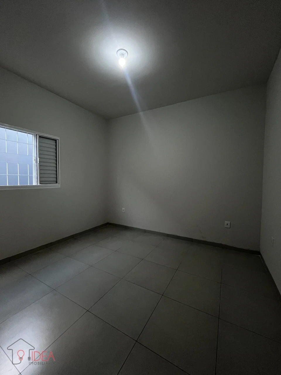 Imagens do imóveis Casa com 2 Dormitórios - Jardim Eldorado