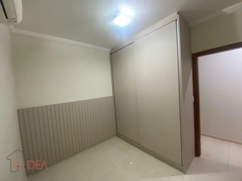 Imagens do imóveis Casa com 3 dormitórios sendo 1 Suíte - Vila Fiuza
