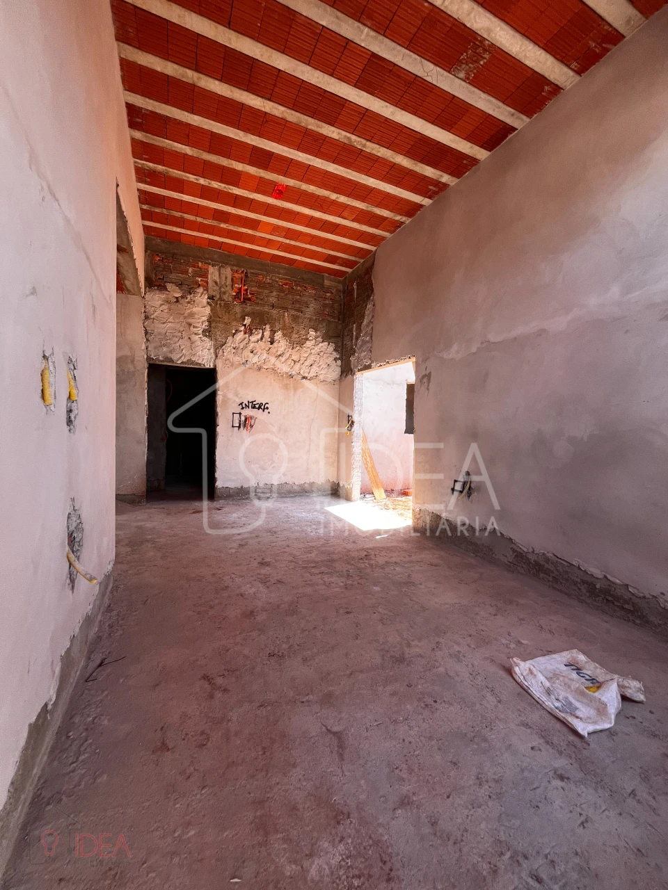 Casa com 2 dormitórios sendo 1 suite com Closet  - Residencial Veneza