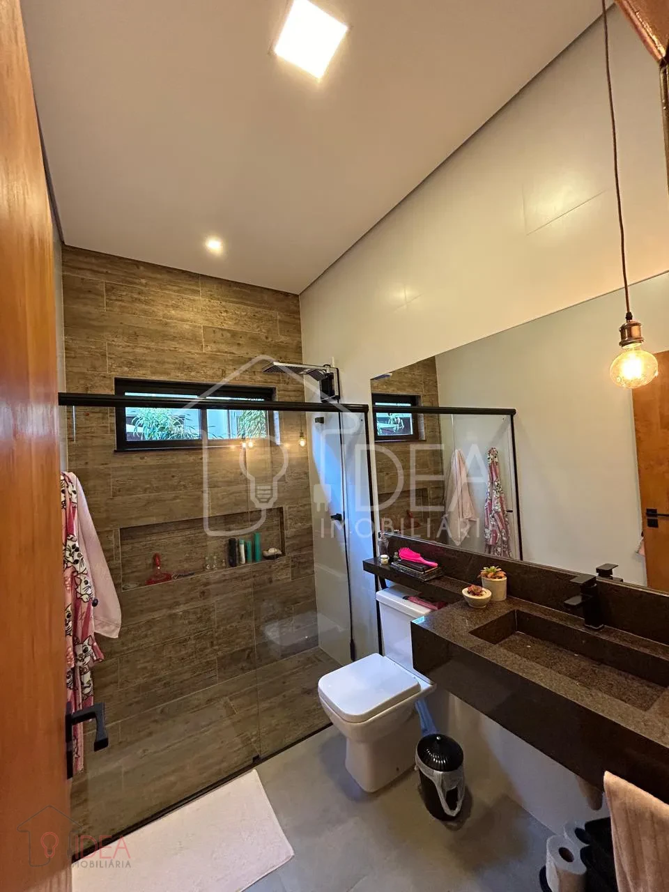 Imagens do imóveis Casa com 3 Dormitórios ( sendo uma suíte) - Residencial Park Bambu