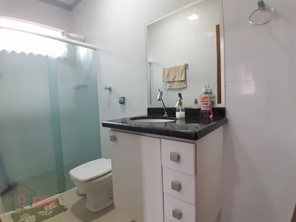 Imagens do imóveis Casa com 4 dormitórios sendo uma suíte -Vila Xavier