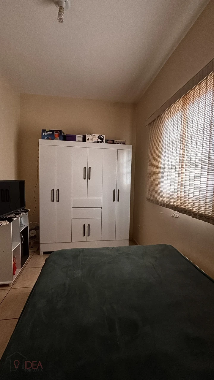 Imagens do imóveis Casa com 2 Dormitórios -  Jardim São Nicolau