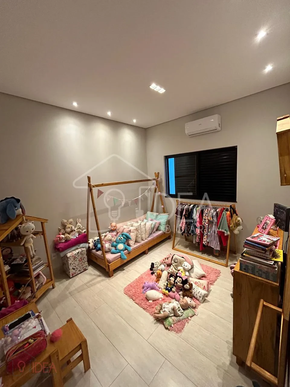 Imagens do imóveis Casa com 3 Dormitórios ( sendo uma suíte) - Residencial Park Bambu