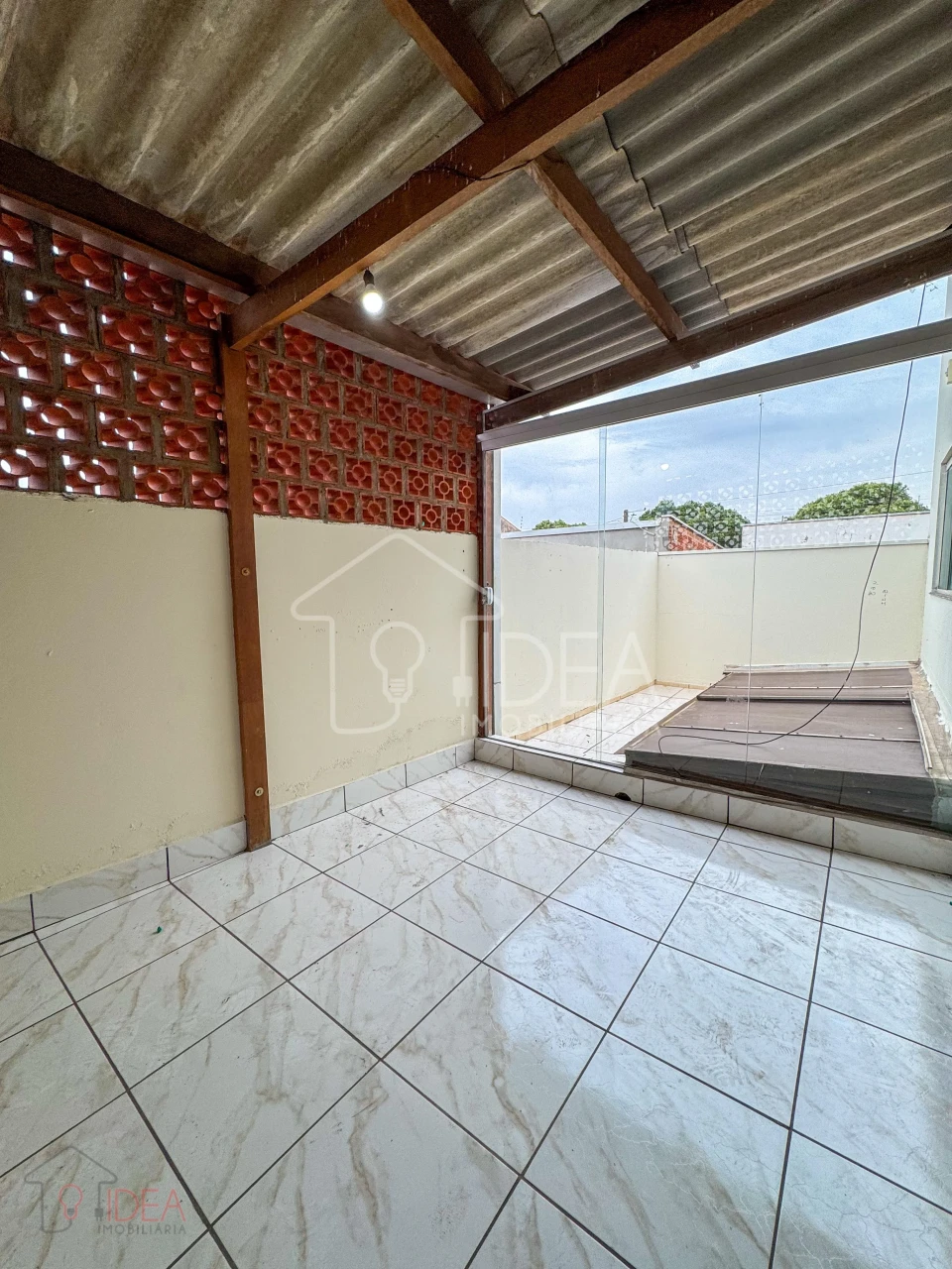 Casa com 3 dormitórios (sendo 1 suíte) Vila Operária