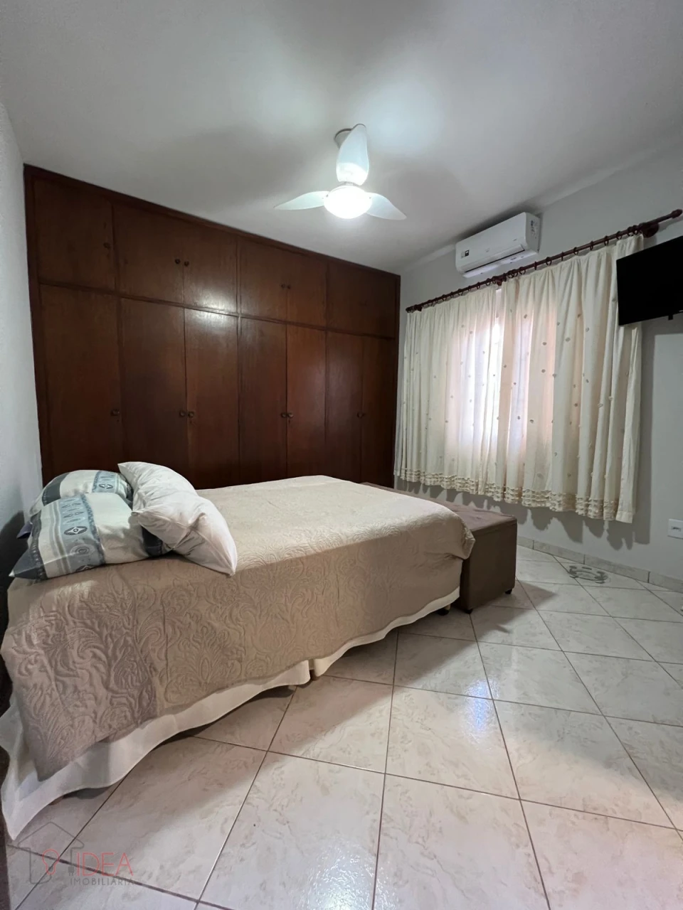 Imagens do imóveis Casa com 3 dormitórios sendo 1 Suíte - Vila Zulmira