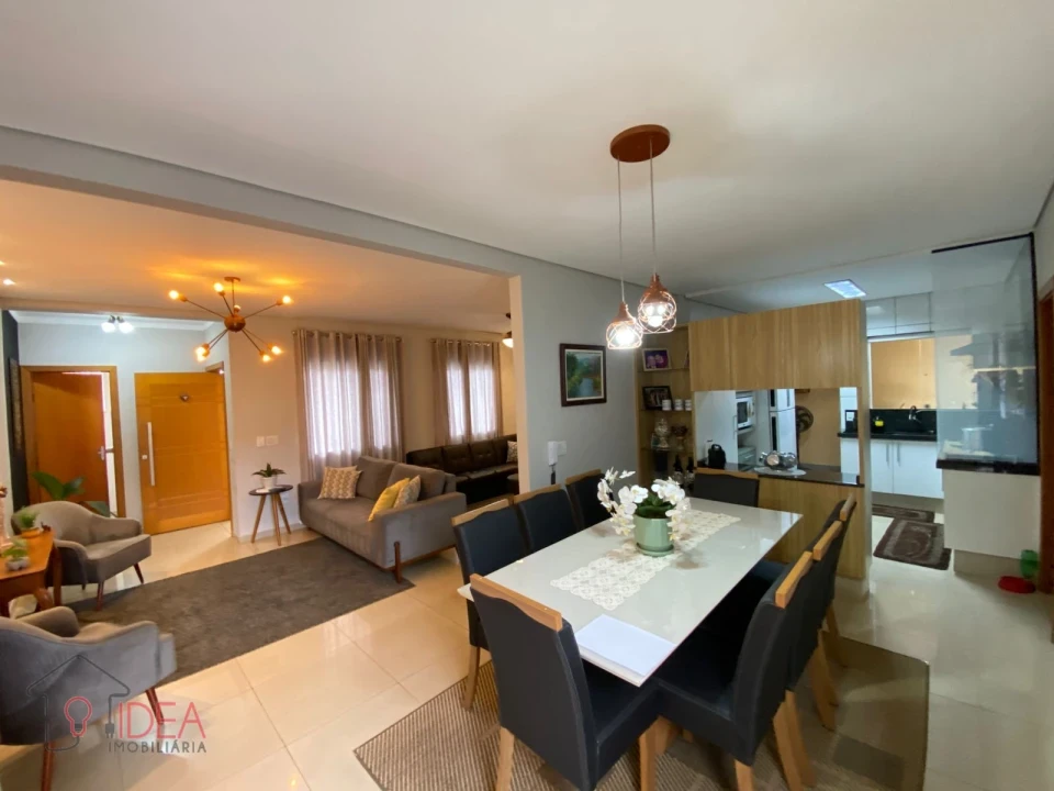 Imagens do imóveis Casa com 3 dormitórios sendo 2 Suíte -Vila Santa Cecilia