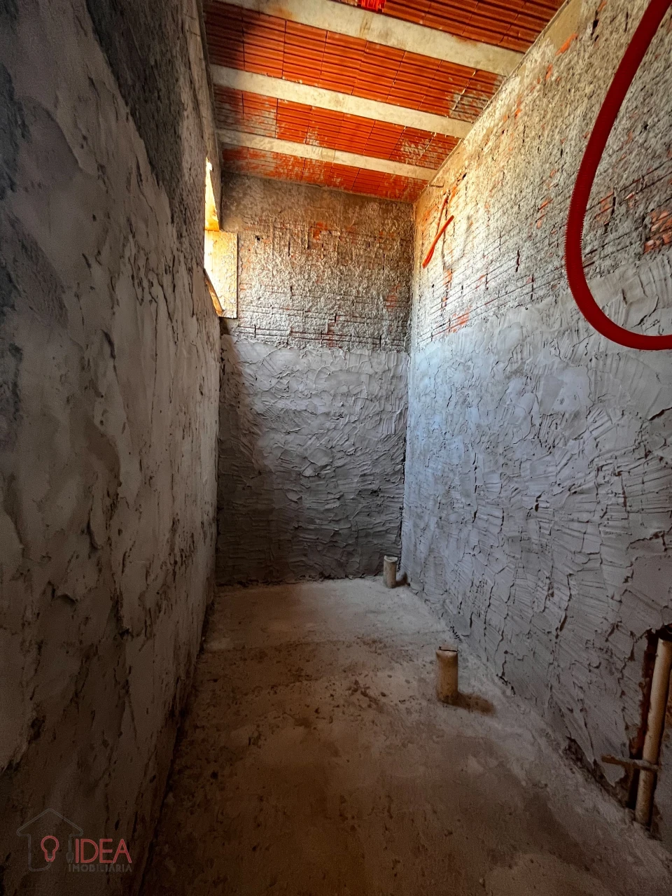 Imagens do imóveis Casa com 2 dormitórios sendo 1 suite  com closet - Residencial Veneza