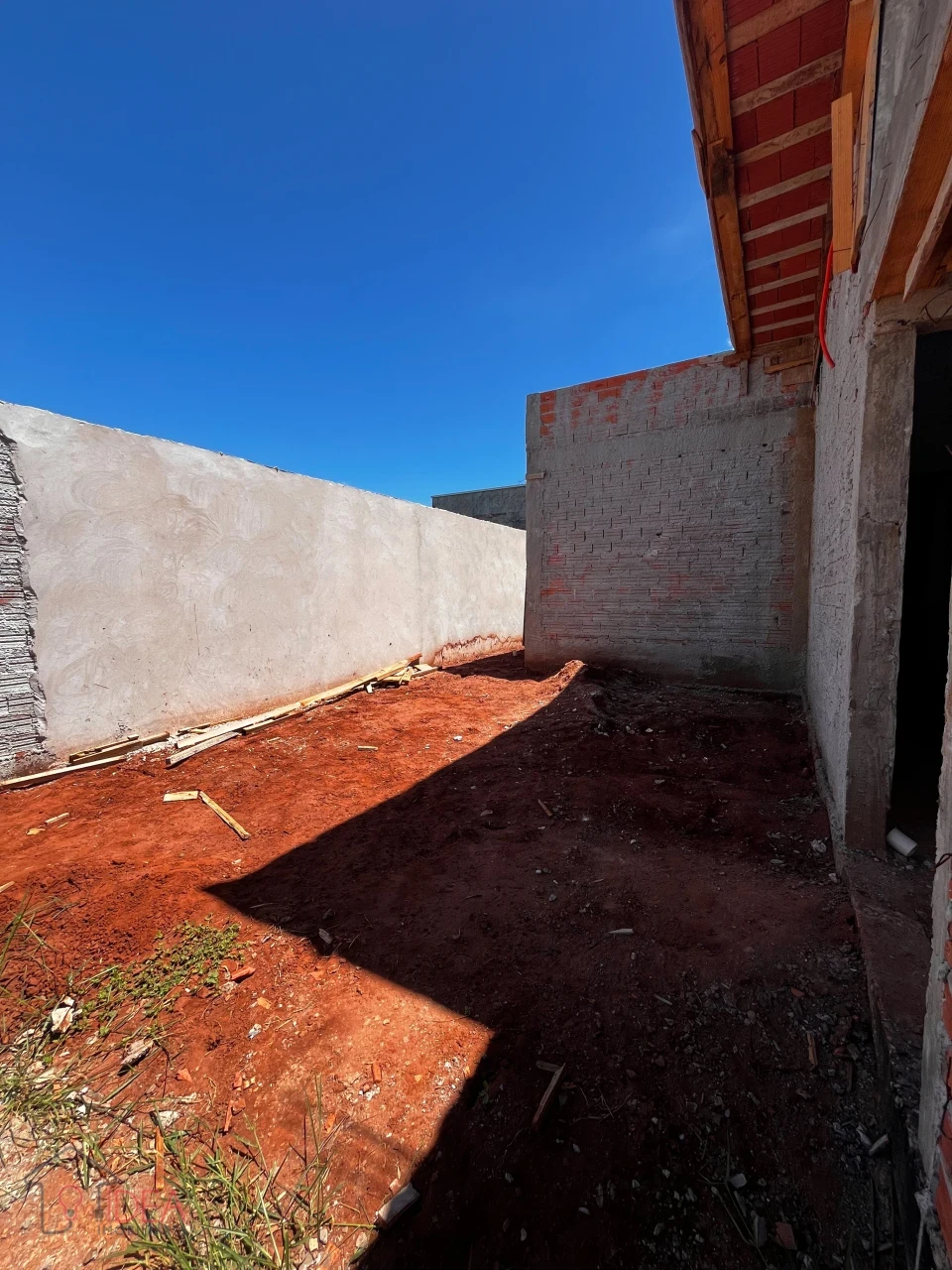 Imagens do imóveis Casa com 2 dormitórios sendo 1 suite  com closet - Residencial Veneza