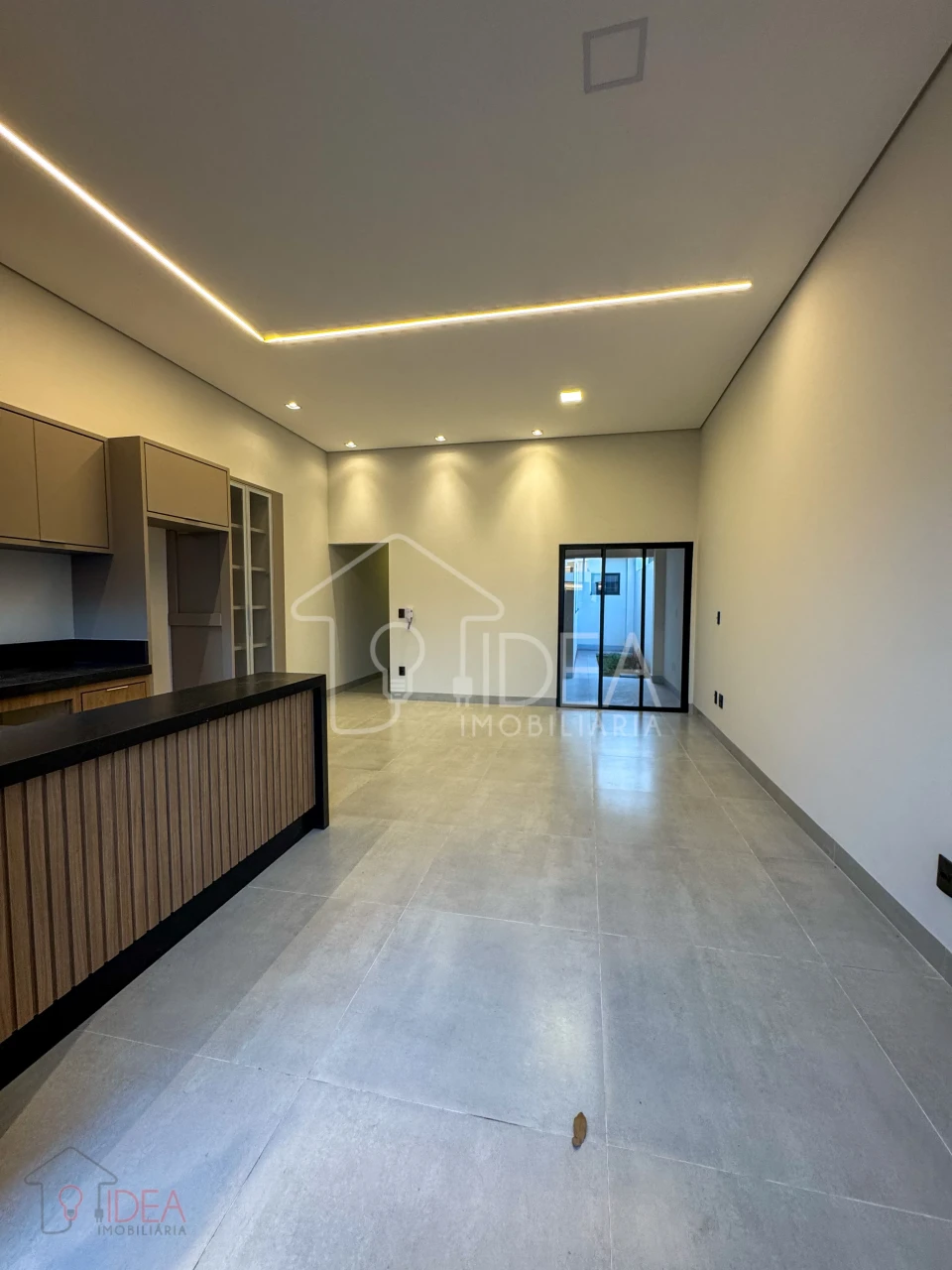 Casa com 2 dormitórios (Sendo 1 suíte com closet) Portal de São Francisco
