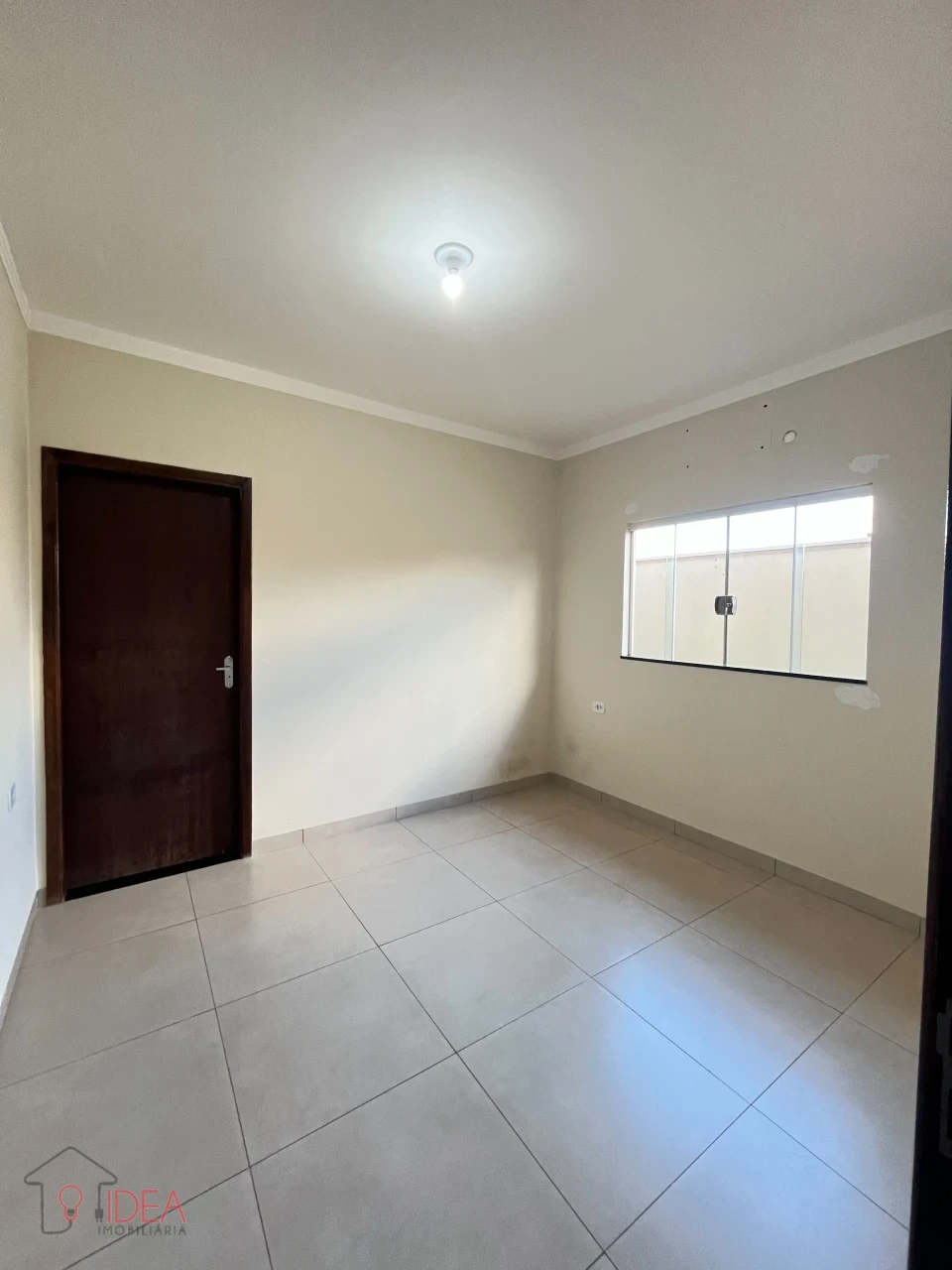 Imagens do imóveis Casa com 2 dormitórios sendo 1 suíte - Vila Nova  -  Cândido Mota