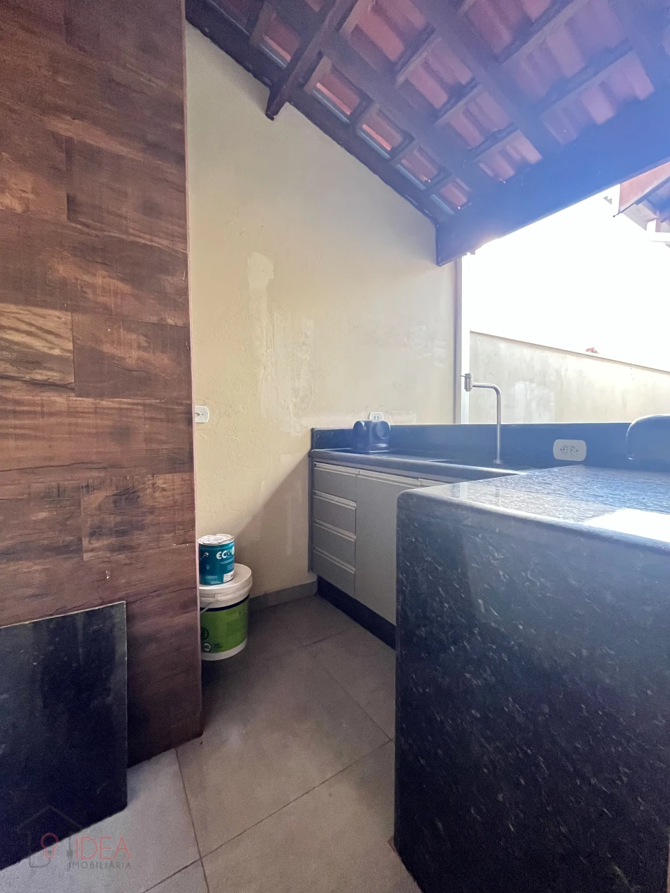 Imagens do imóveis Casa com 2 dormitórios sendo 1 suíte - Vila Nova  -  Cândido Mota