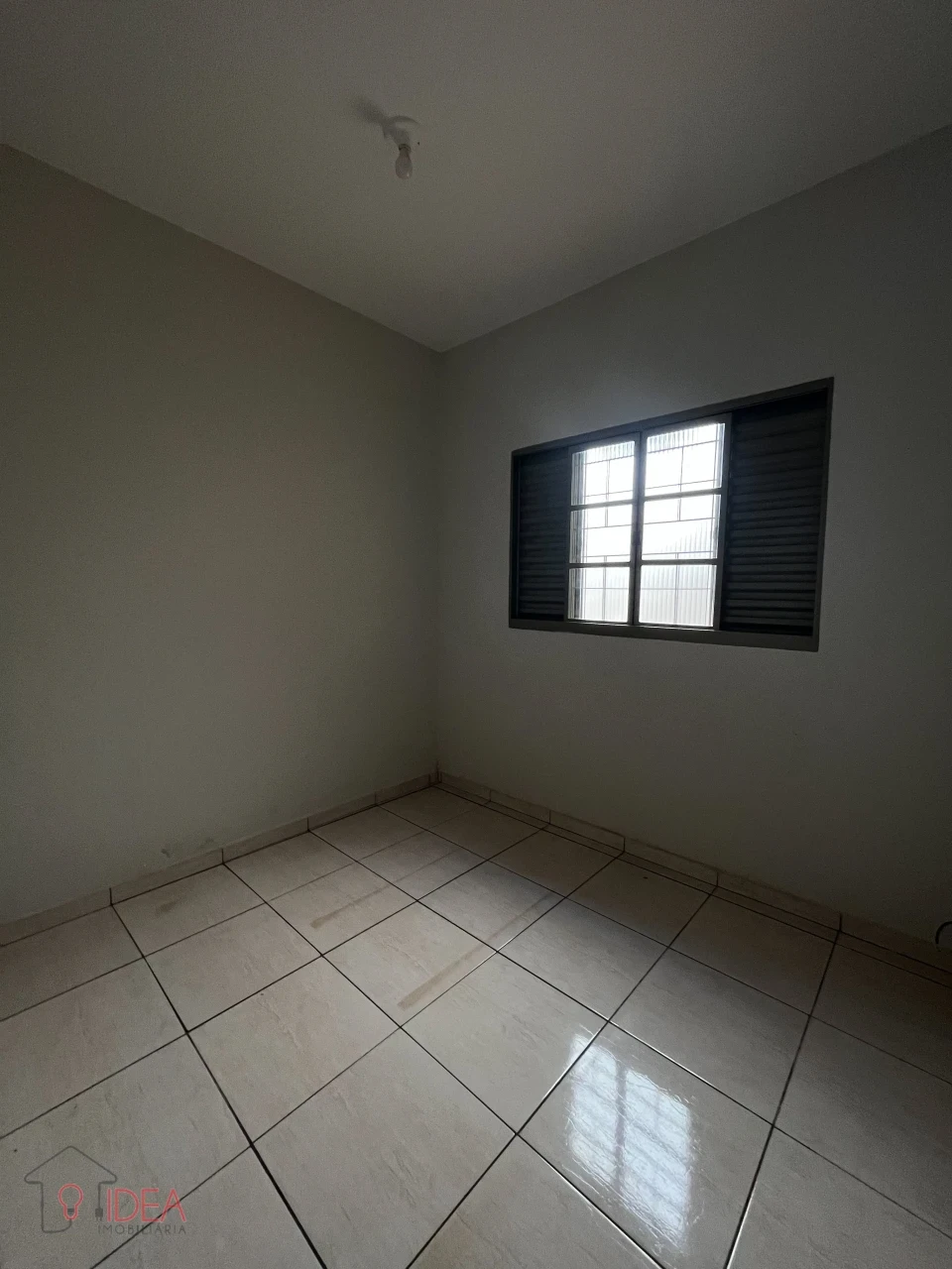 Imagens do imóveis Casa com 2 Dormitórios ( sendo 1 suíte )  - Jardim São Nicolau